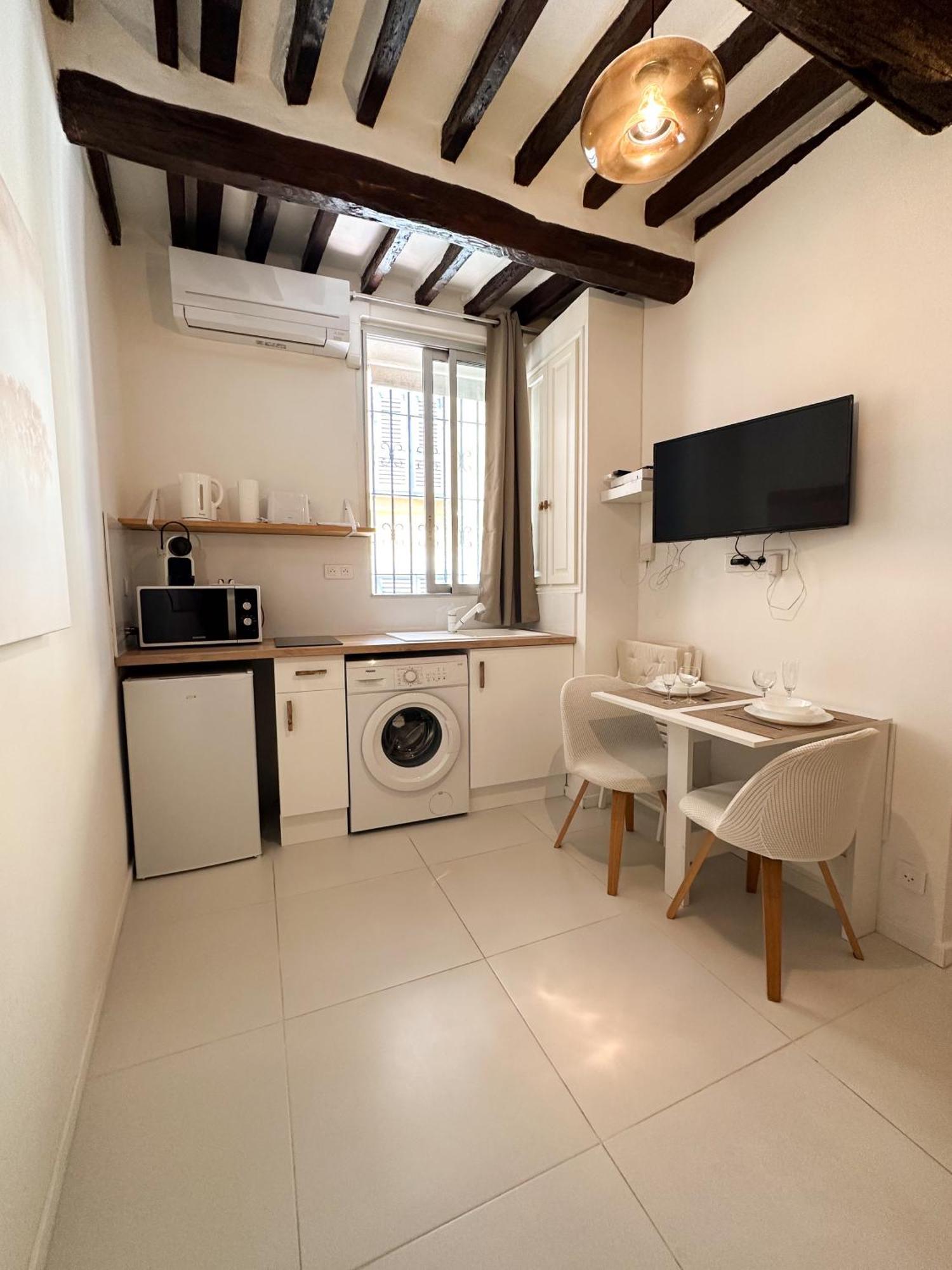 Appartamento Le Balneo Jacuzzi Vieil Antibes Safranier Esterno foto